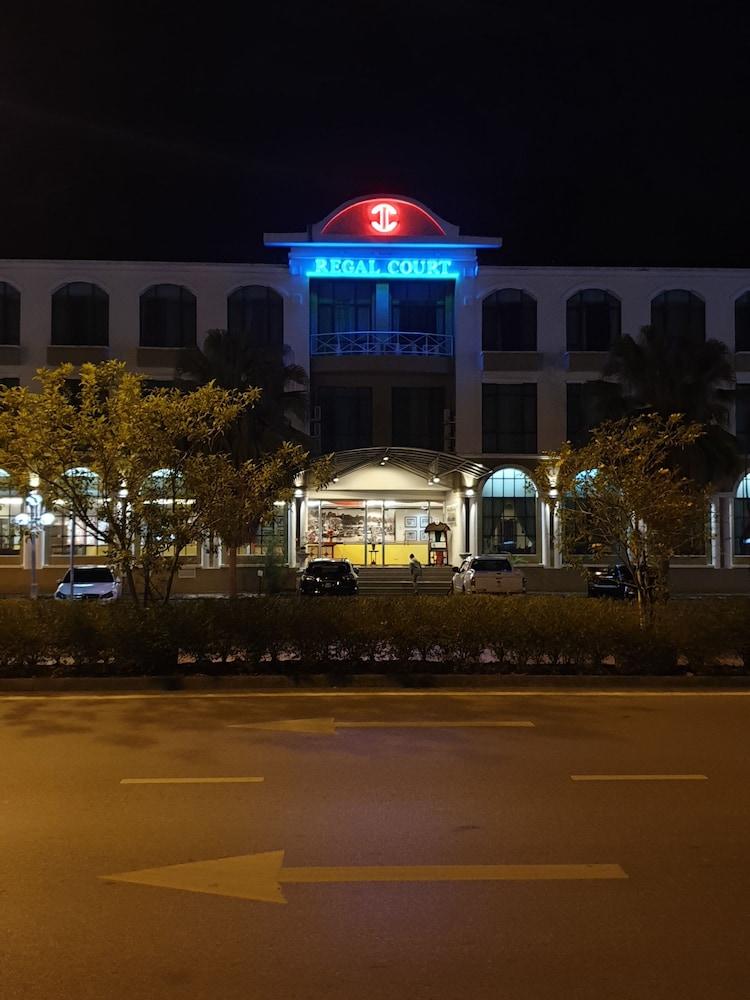 Regal Court Hotel Kuching Exteriér fotografie